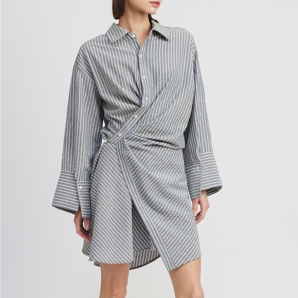 En Saison JJ Stripe Long Sleeve Cotton Blend Mini Shirtdress in Navy - Picture 2 of 7